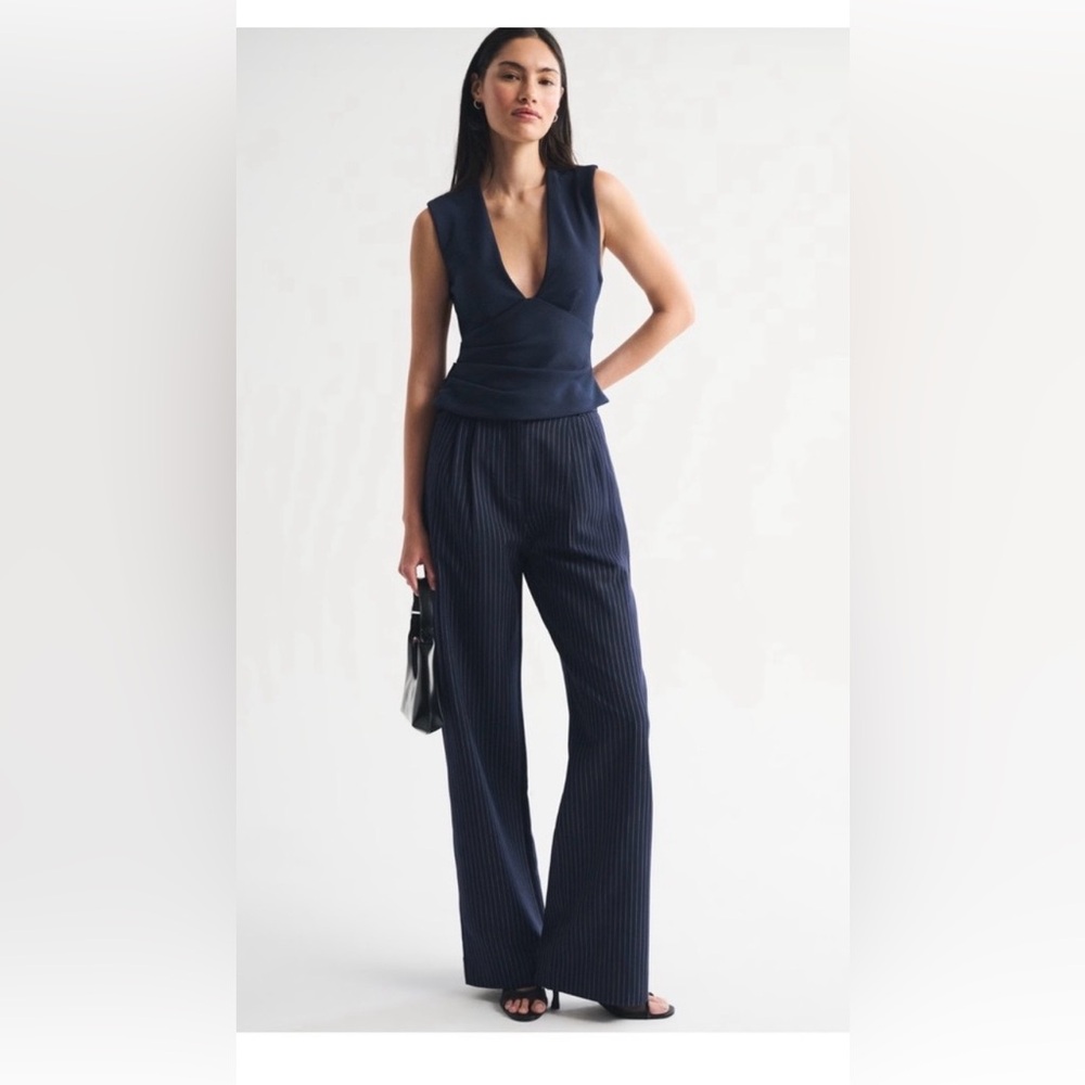 Abercrombie & Fitch Sloane Tailored Wide Leg Pant Dark Blue Striped